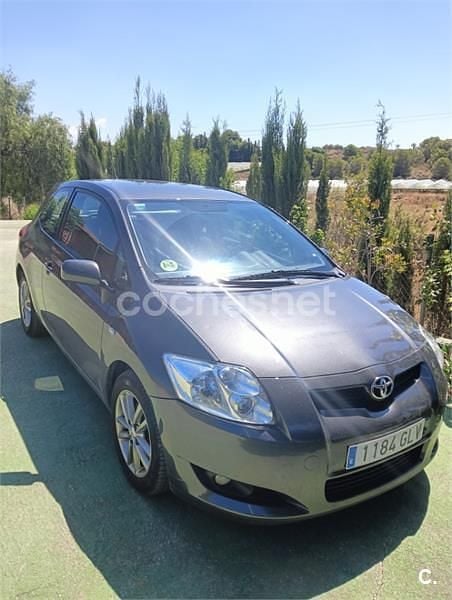 Usado Toyota Auris Luna 126 CV (92 kW) 2009 Azul Utilitario