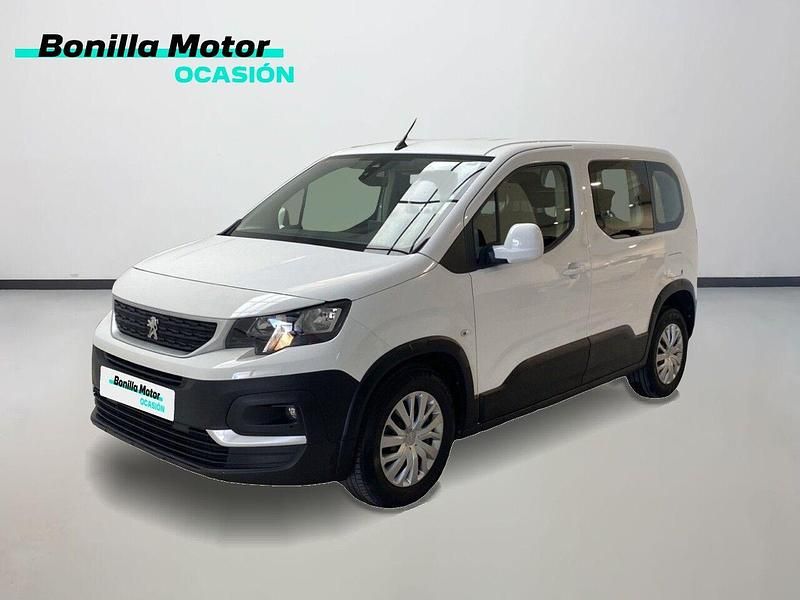Usado Peugeot Rifter Active 100 CV (73 kW) 2021 Blanco Monovolumen