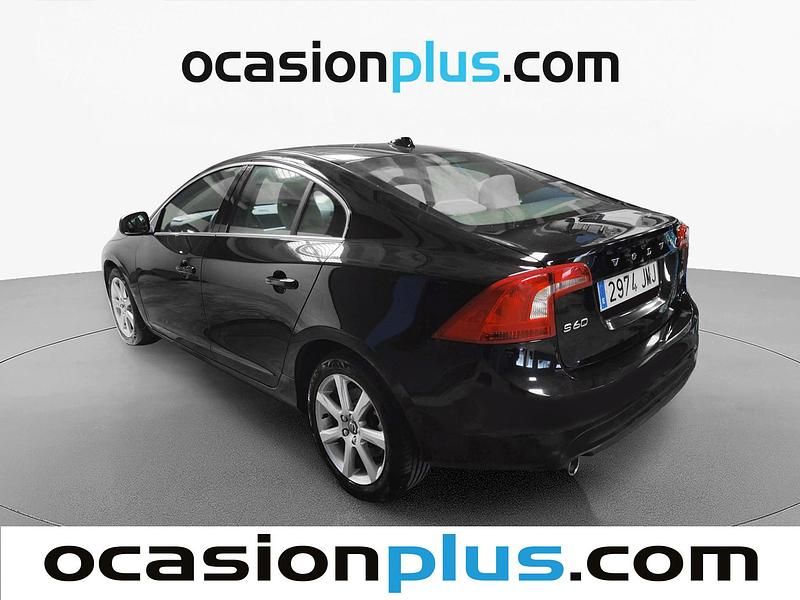 Usado Volvo S60 Momentum 150 CV (110 kW) 2016 Negro Berlina