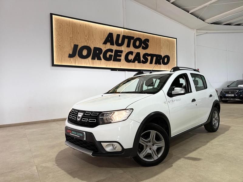 Blanco Usado 2021 Dacia Sandero Essentiel Berlina | 10.500 € (Precio justo) - Imagen 1/4