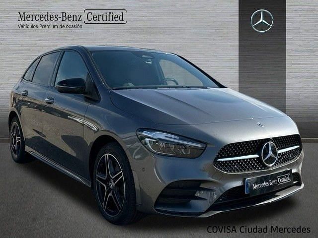 Usado Mercedes B250e 218 CV (160 kW) 2024 Gris montaña Monovolumen