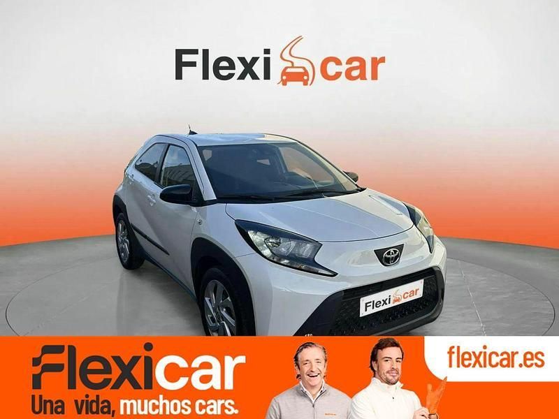 Blanco Usado 2022 Toyota Aygo Utilitario | 13.790 € (Precio justo) - Imagen 1/4