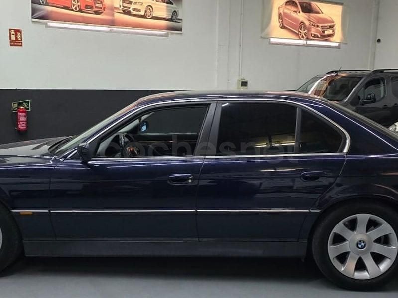 Używany BMW 730 184 KM (135 kW) 1999 Czarny Sedan/Limuzyna