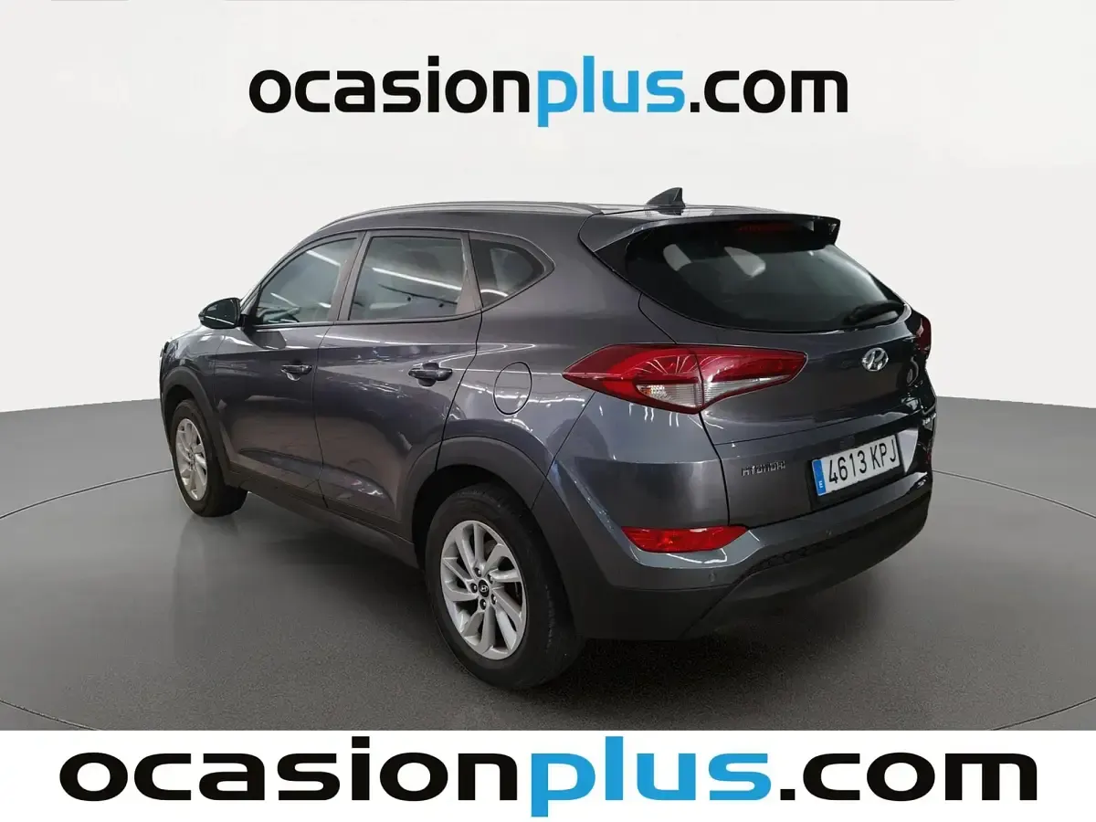 Usado Hyundai Tucson 131 CV (96 kW) 2018 Gris SUV