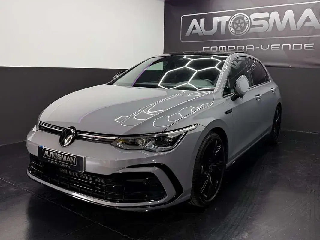 Usado VW Golf VIII R-line 150 CV (110 kW) 2022 Gris Utilitario