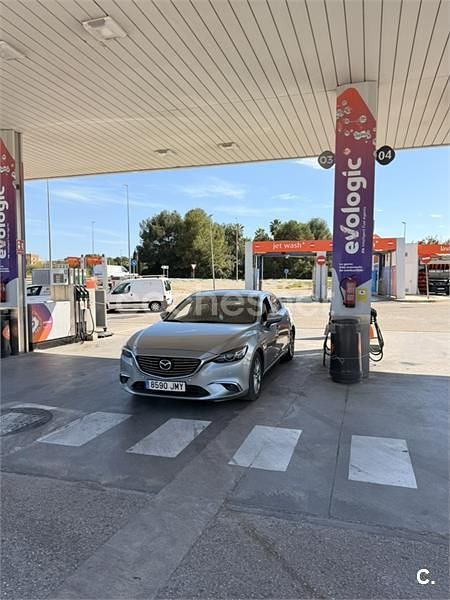 Usado Mazda 6 Luxury 150 CV (110 kW) 2016 Gris / plata Berlina