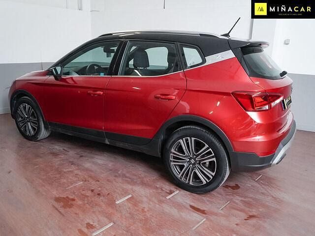 Usado Seat Arona Xperience 110 CV (80 kW) 2023 Rojo SUV