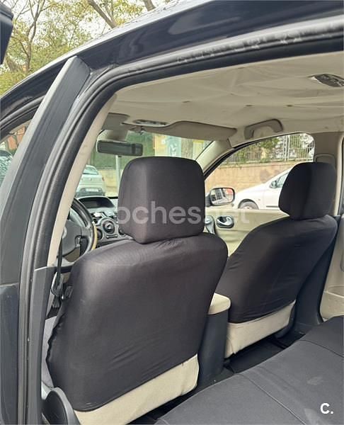 Usado Renault Mégane II 105 CV (77 kW) 2006 Negro Berlina