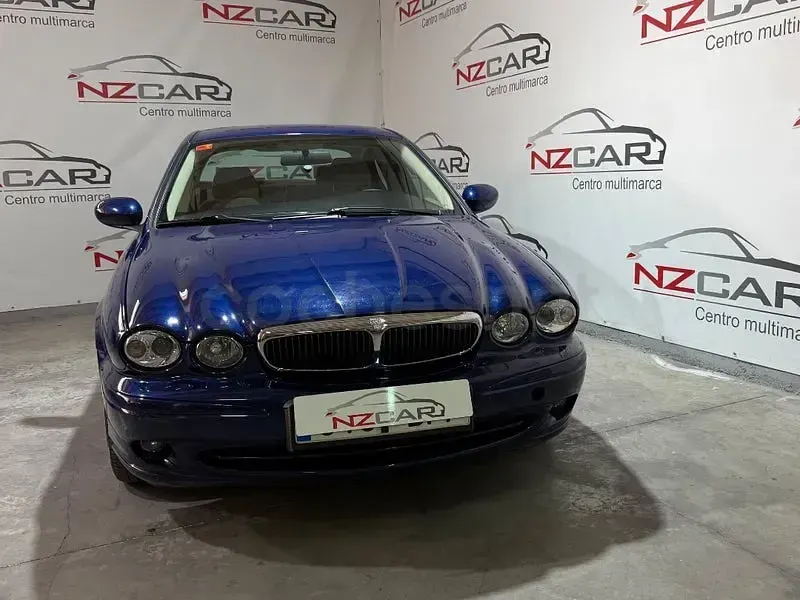 Usado Jaguar X-type Classic 130 CV (95 kW) 2005 Azul Berlina