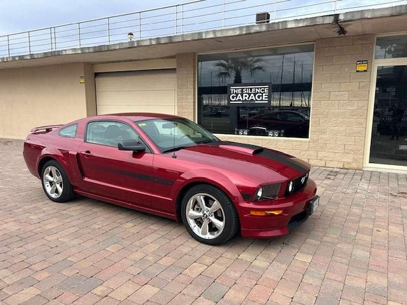 Burdeos Usado 2008 Ford Mustang Coupe | 24.900 € - Imagen 1/4