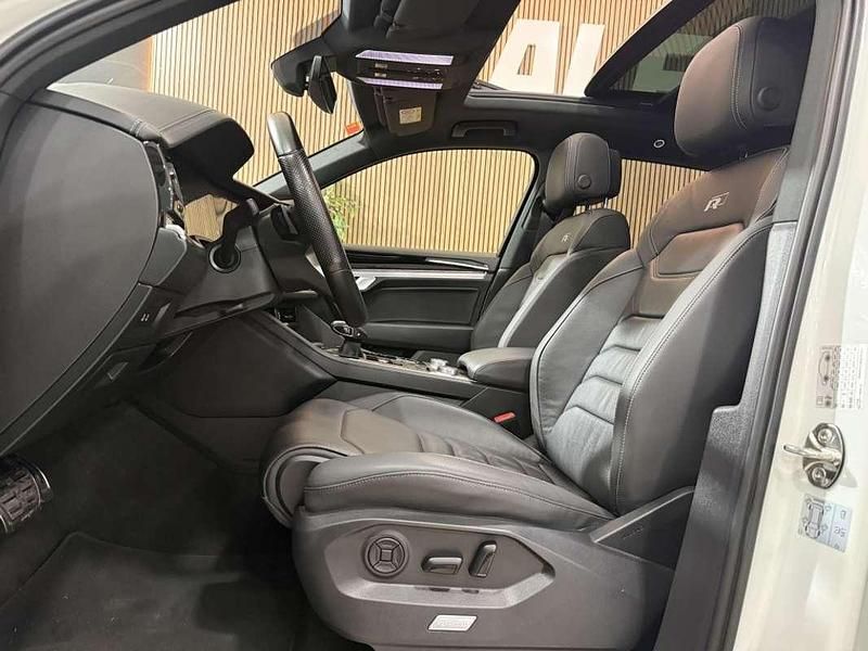 Usado VW Touareg Elegance 231 CV (169 kW) 2021 Blanco SUV