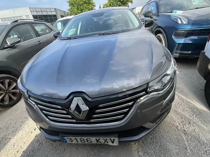 Usado Renault Talisman LIMITED 120 CV (88 kW) 2019 Gris / plata Berlina