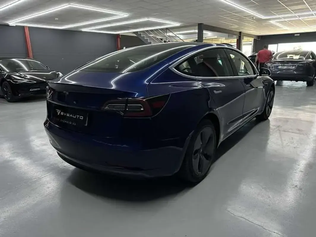 Usado Tesla Model 3 Standard Range Plus 205 kW (280 CV) 2020 Azul Berlina