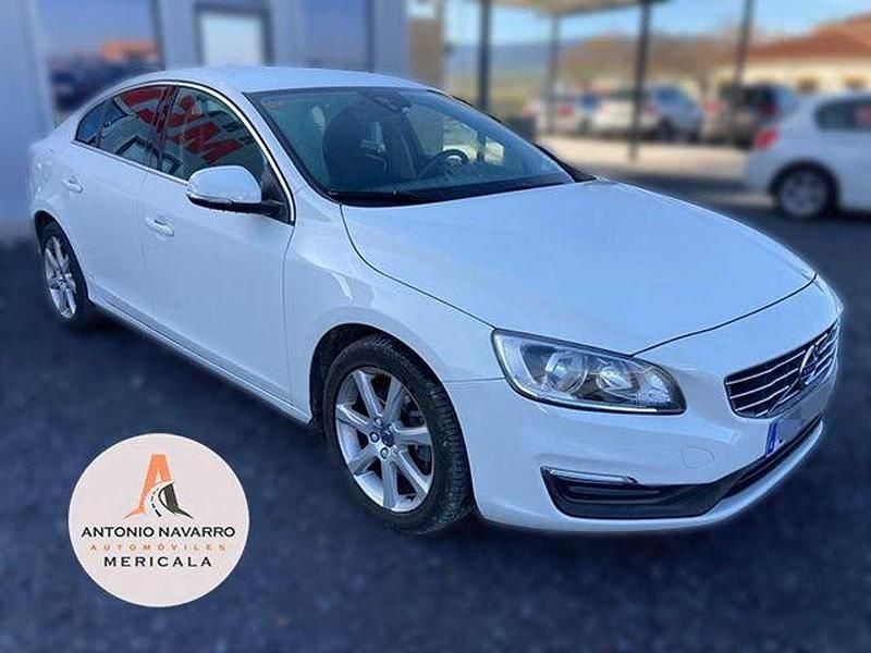 Blanco Usado 2016 Volvo S60 Momentum Berlina | 11.900 € (Precio justo) - Imagen 1/4