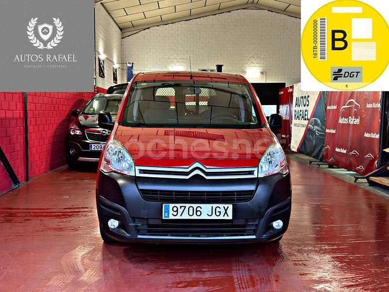 Rojo Usado 2015 Citroën Berlingo Attraction Monovolumen | 4990 € (Buen precio) - Imagen 1/4