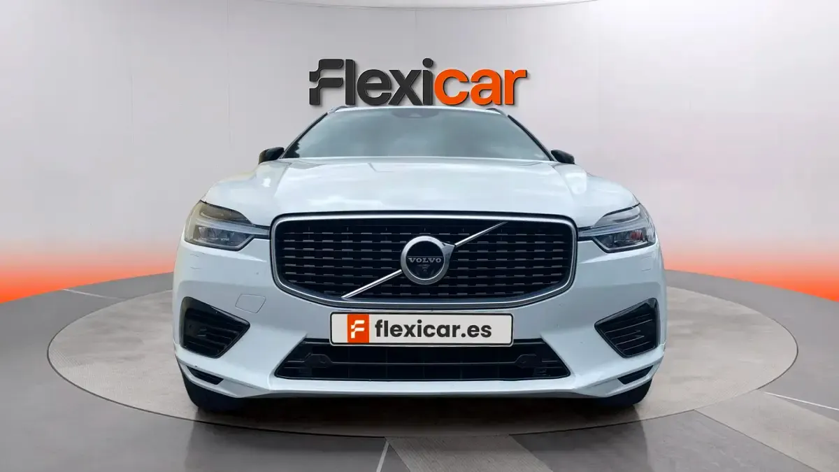 Usado Volvo XC60 R-Design 390 CV (286 kW) 2019 Blanco SUV