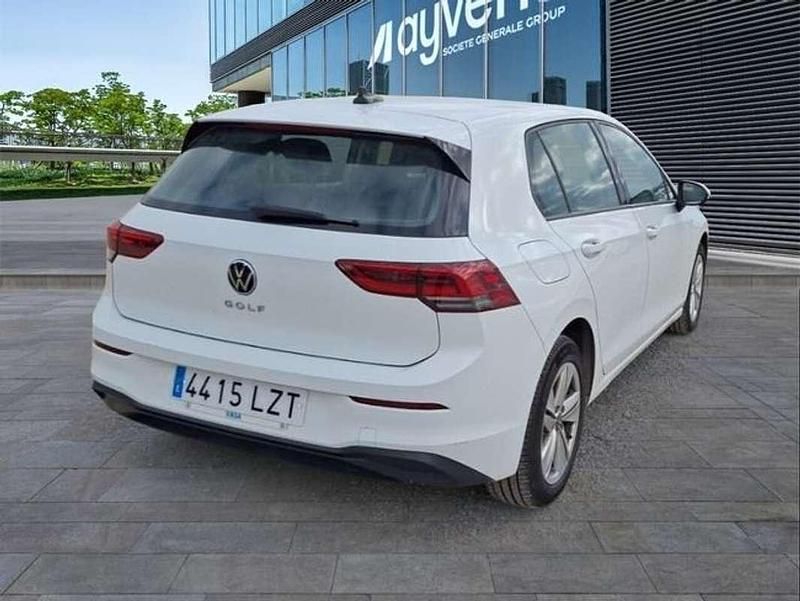 Usado VW Golf VIII 116 CV (85 kW) 2022 Blanco Utilitario
