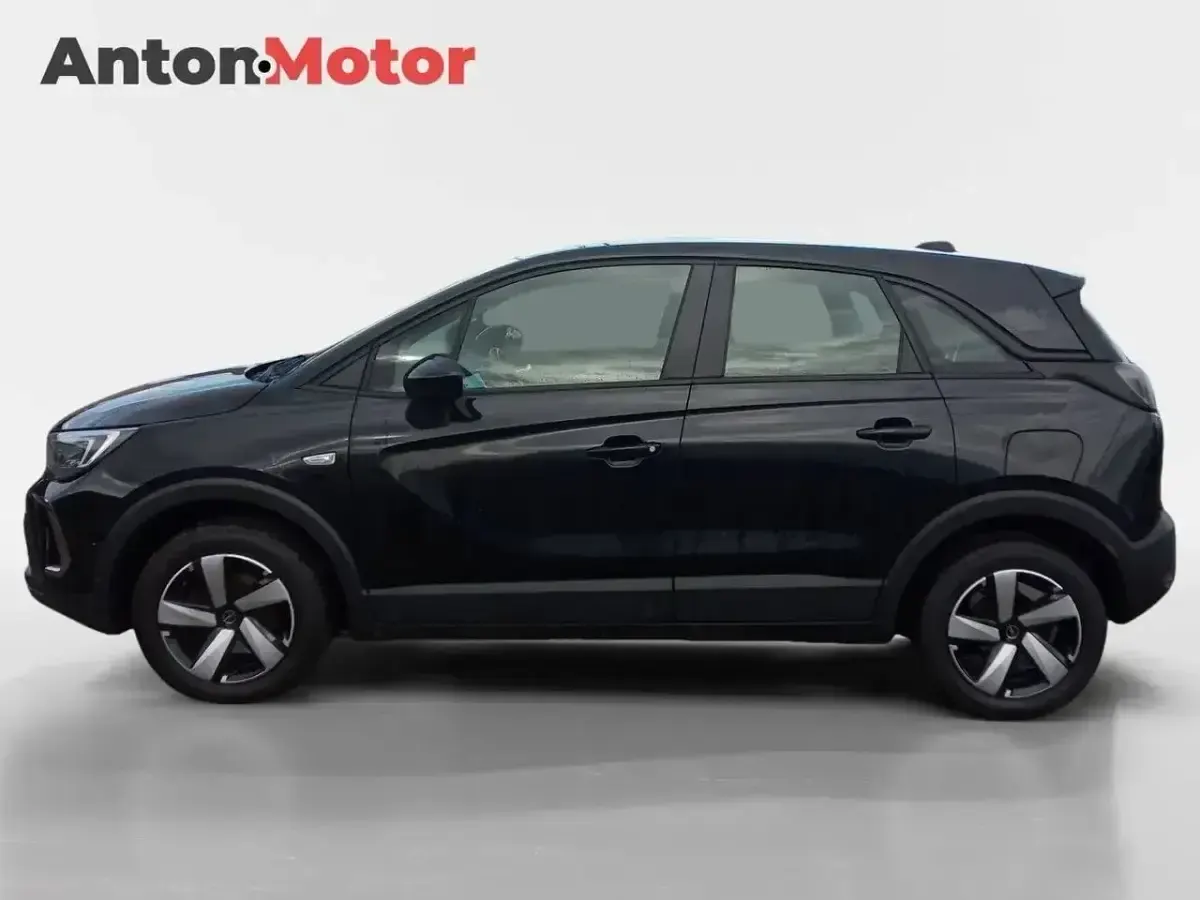 Usado Opel Crossland Edition 110 CV (80 kW) 2021 Negro SUV