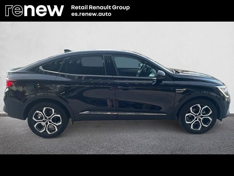 Usado Renault Arkana Zen 145 CV (106 kW) 2022 Negro SUV