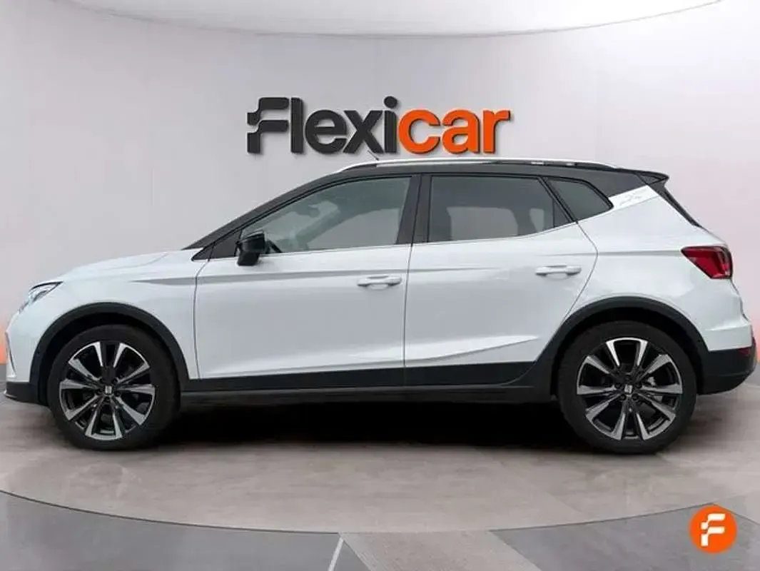 Usado Seat Arona Xperience 150 CV (110 kW) 2024 Blanco SUV