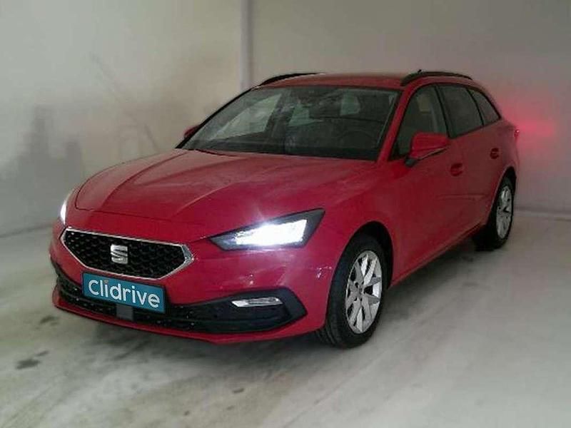 Usado Seat Leon Style 150 CV (110 kW) 2020 Rojo Familiar