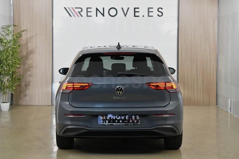 Usado VW Golf VII Life 150 CV (110 kW) 2021 Gris Utilitario