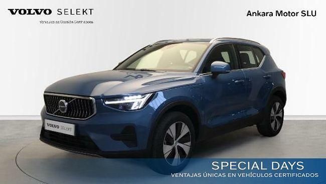 Usado Volvo XC40 Core 211 CV (155 kW) 2023 Azul SUV
