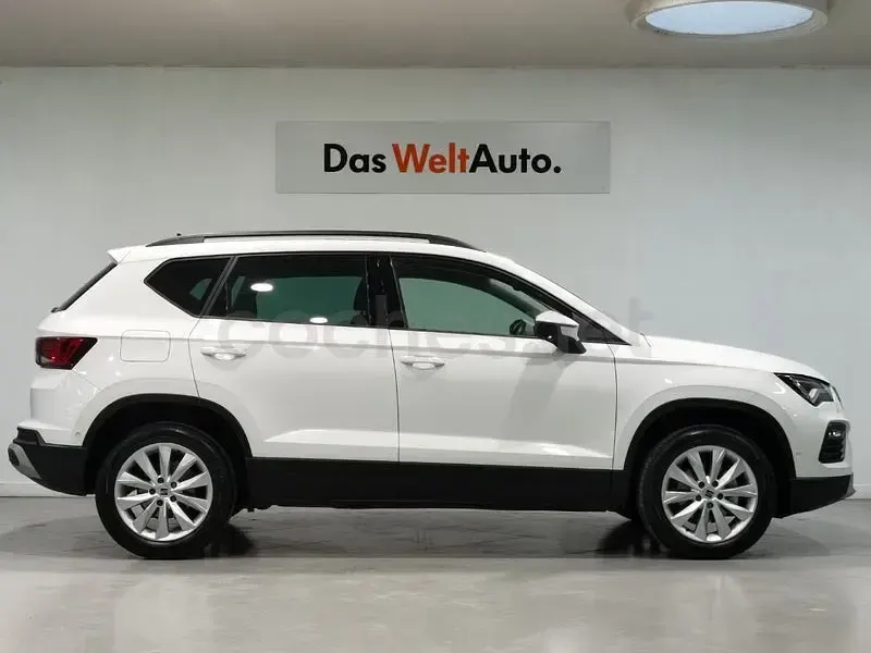Usado Seat Ateca Style 150 CV (110 kW) 2025 Blanco SUV