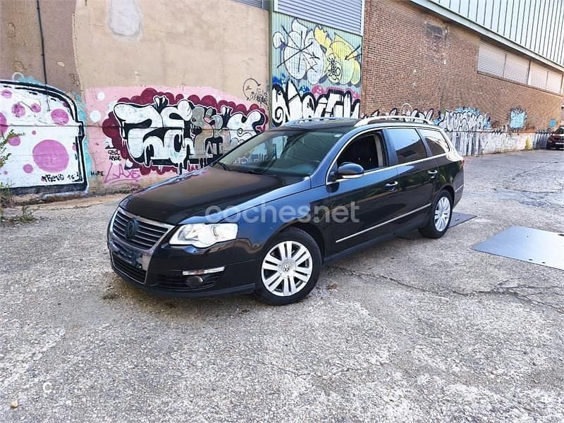 Negro Usado 2007 VW Passat Advance Familiar | 3750 € (Precio justo) - Imagen 1/4