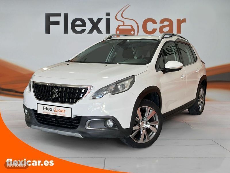 Usado Peugeot 2008 Allure 110 CV (80 kW) 2016 Blanco SUV