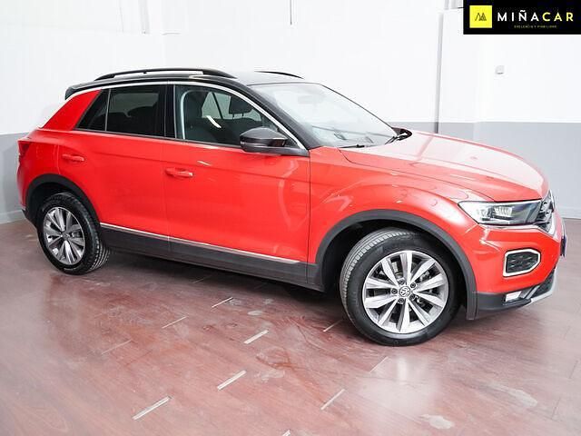 Usado VW T-Roc Advance 150 CV (110 kW) 2018 Rojo SUV