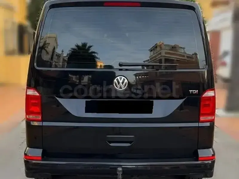 Usado VW Caravelle 150 CV (110 kW) 2019 Negro Van