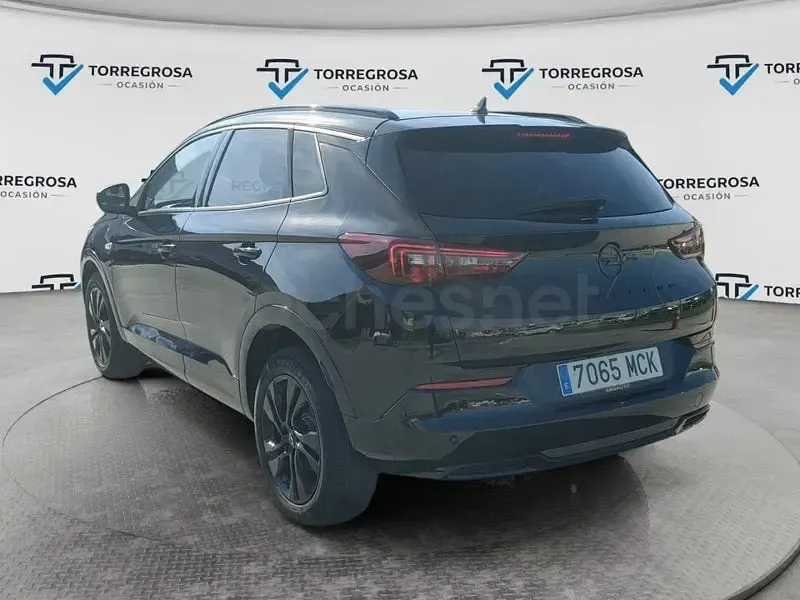 Usado Opel Grandland X 130 CV (95 kW) 2022 Negro SUV