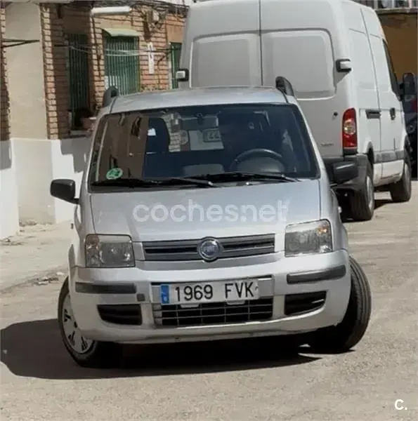 Usado Fiat Panda Dynamic 60 CV (44 kW) 2007 Gris / plata Utilitario