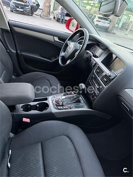 Usado Audi A4 160 CV (117 kW) 2008 Rojo Berlina