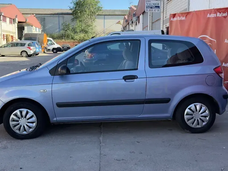 Usado Hyundai Getz 63 CV (46 kW) 2003 Azul Utilitario