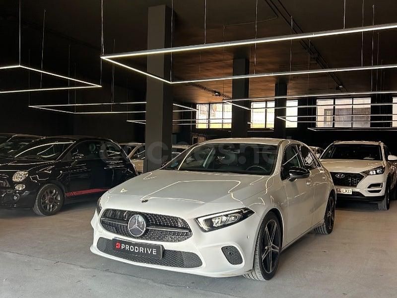 Usado Mercedes A180 116 CV (85 kW) 2019 Blanco Berlina
