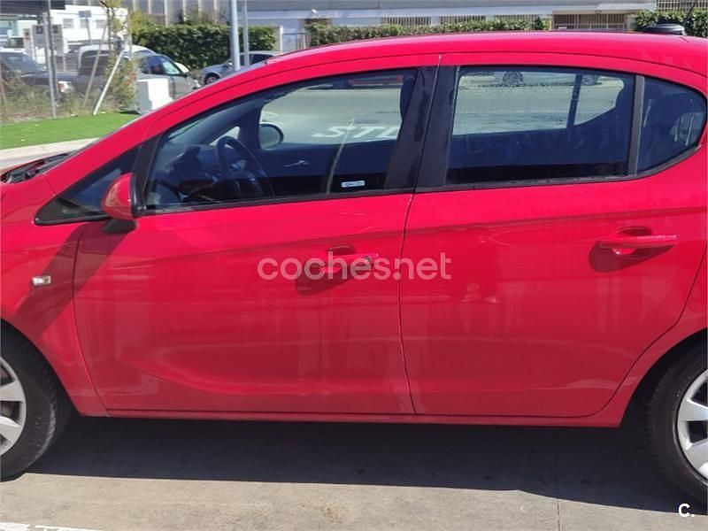 Usado Opel Corsa Selective 100 CV (73 kW) 2017 Rojo Utilitario