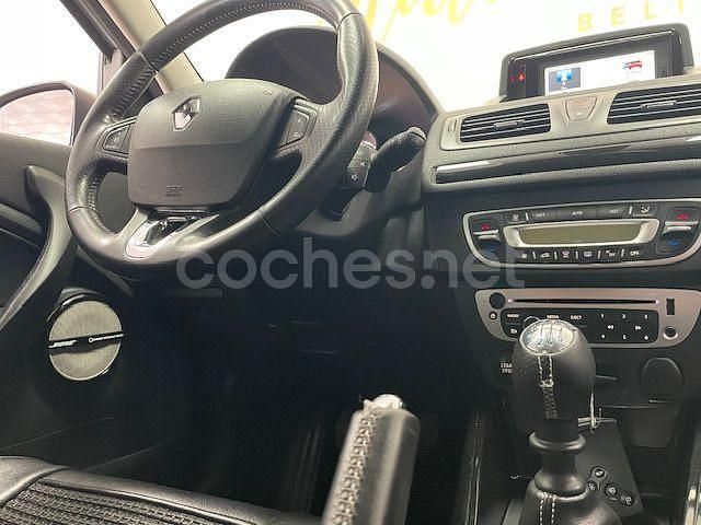 Usado Renault Mégane Bose Edition 110 CV (80 kW) 2014 Blanco Berlina