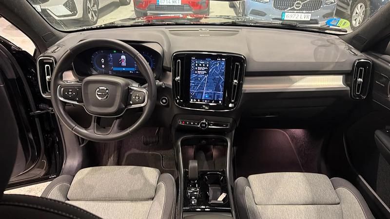 Usado Volvo XC40 Plus 163 CV (119 kW) 2025 SUV