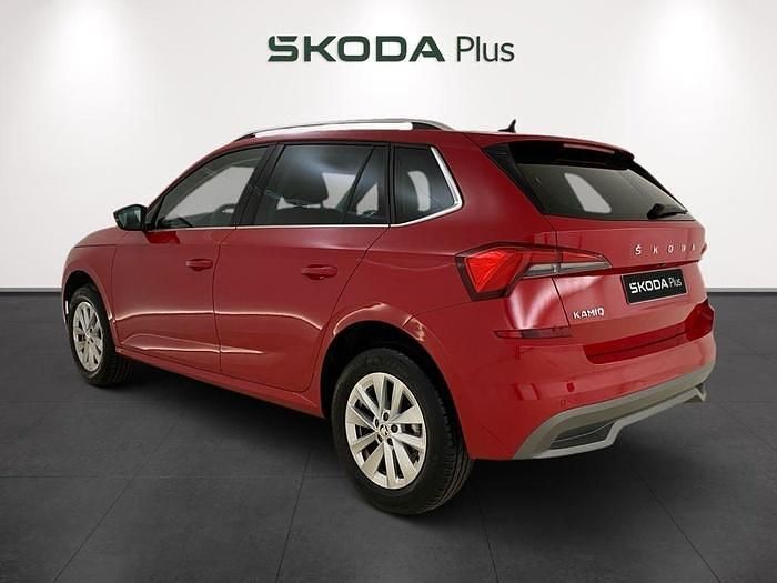 Rojo Usado 2023 Skoda Kamiq Ambition SUV | 18.690 € (Buen precio) - Imagen 1/4