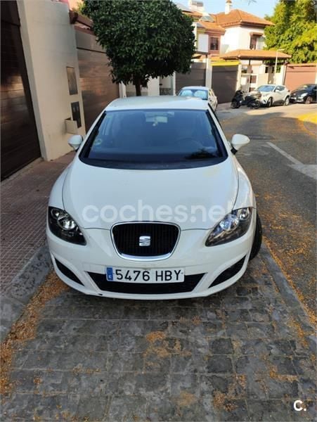 Blanco Usado 2011 Seat Leon Reference Berlina | 4599 € (Buen precio) - Imagen 1/4