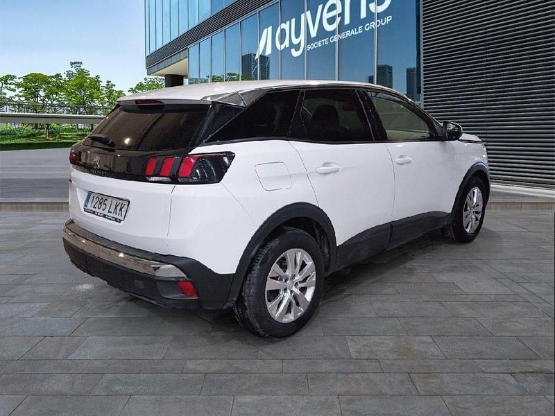 Usado Peugeot 3008 Style 130 CV (95 kW) 2020 Blanco SUV