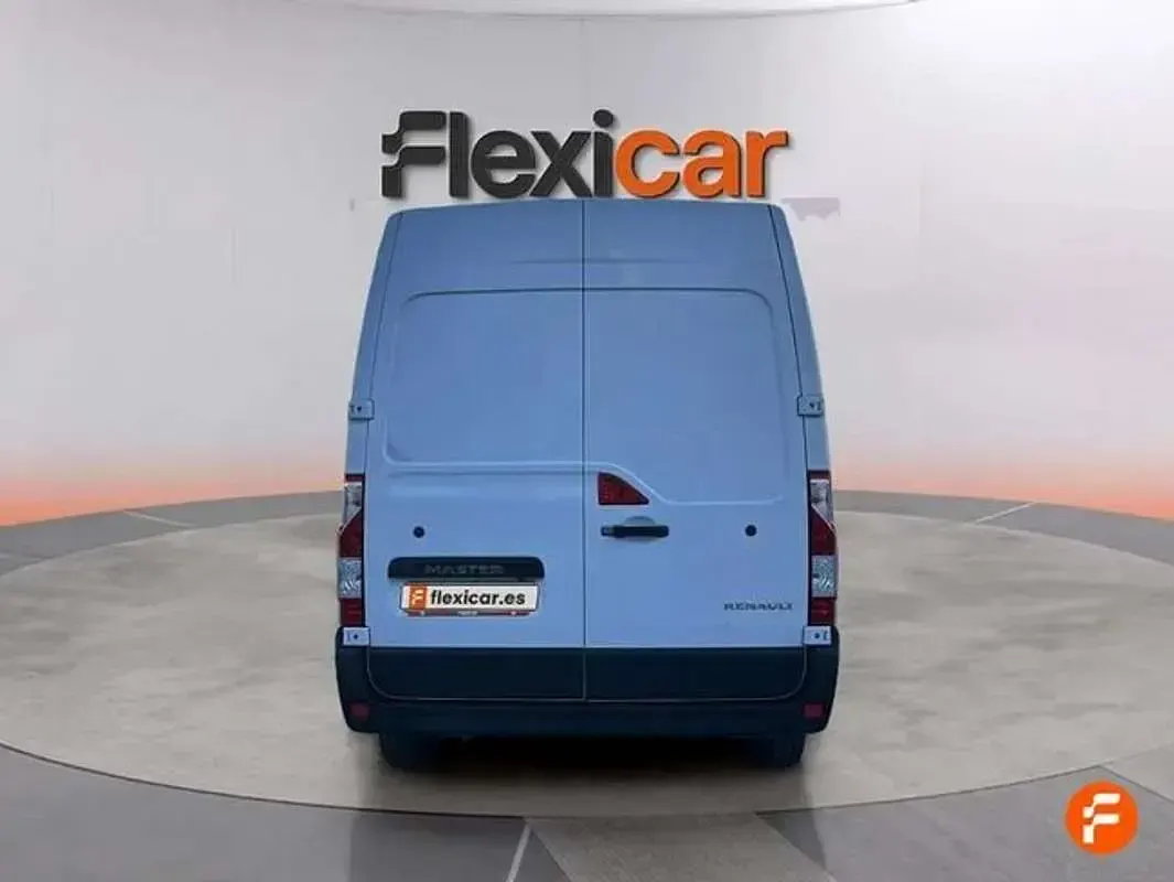 Usado Renault Master 150 CV (110 kW) 2024 Blanco Monovolumen