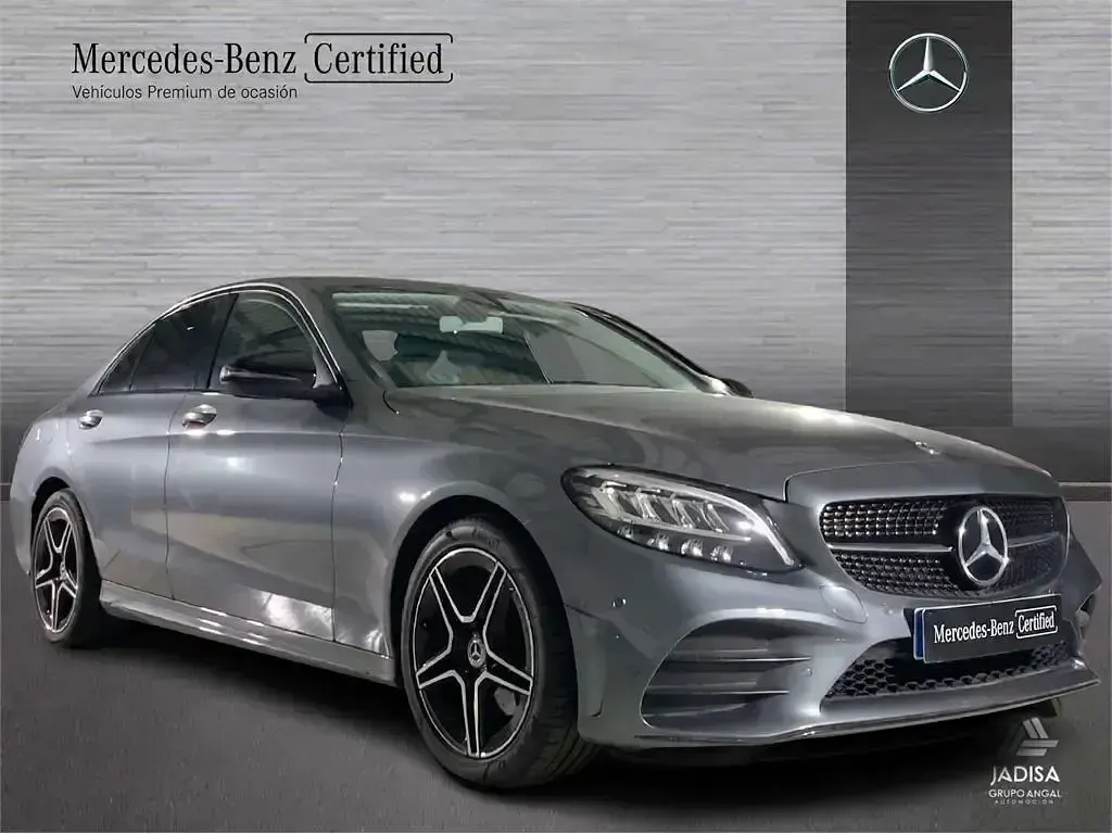 Usado Mercedes C200 160 CV (117 kW) 2020 Gris selenita Berlina