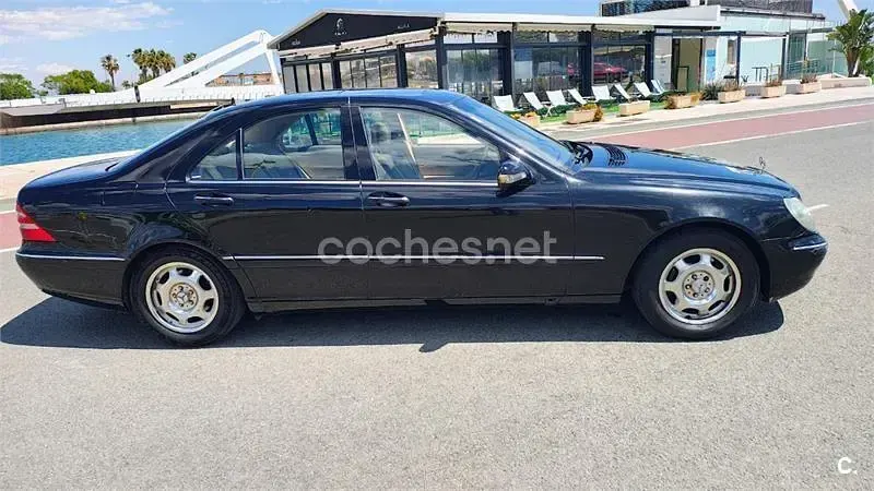 Usado Mercedes S320 197 CV (144 kW) 2003 Negro Berlina