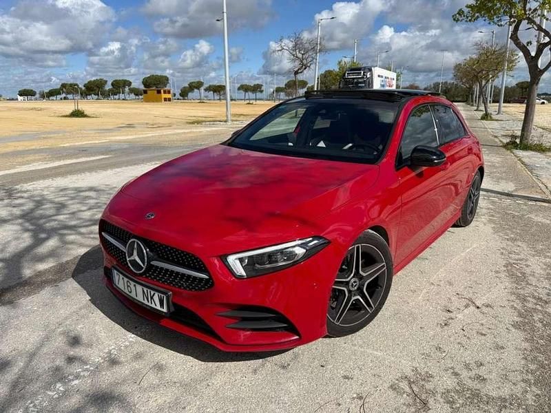 Usado Mercedes A250 224 CV (164 kW) 2018 Rojo Utilitario