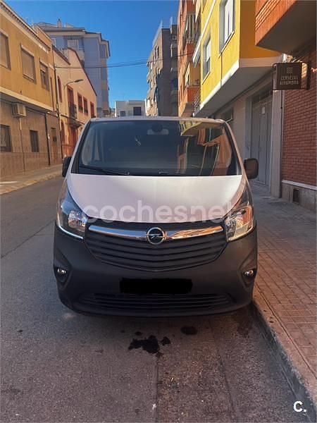 Usado Opel Vivaro 125 CV (91 kW) 2018 Blanco Monovolumen