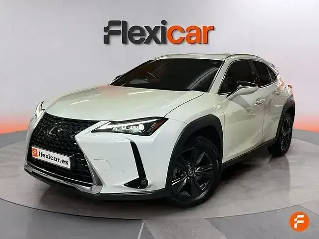 Usado Lexus UX Luxury Line 184 CV (135 kW) 2024 Blanco SUV