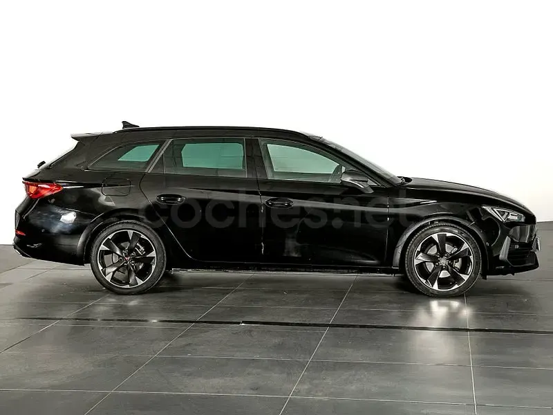 Begagnad Cupra Leon 150 HK (110 kW) 2023 Svart Kombi